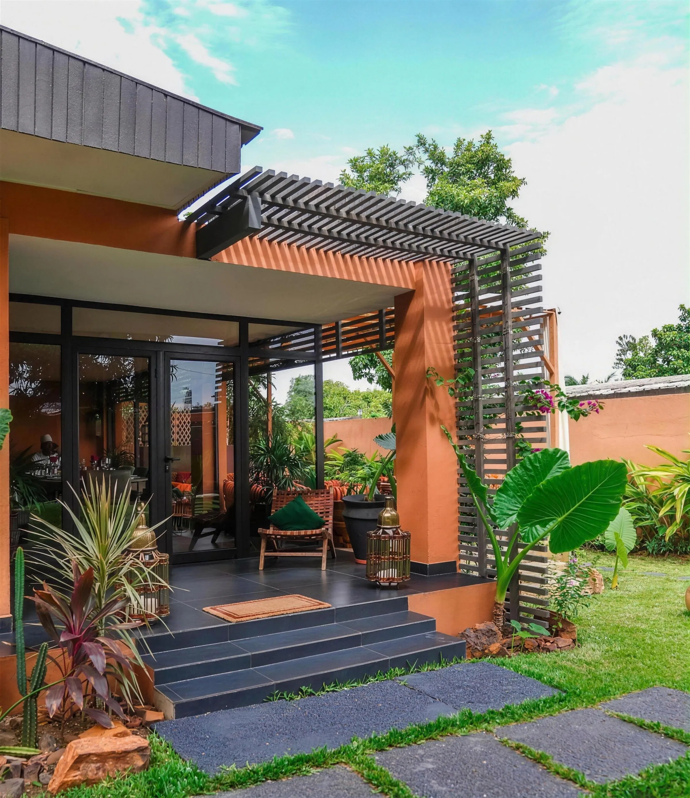 Terrasse du restaurant Villa Darna à Abidjan